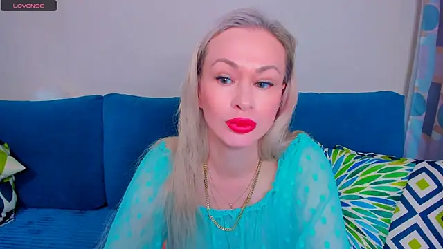 EllenMoore online show from September 2025 03:05:01 AM