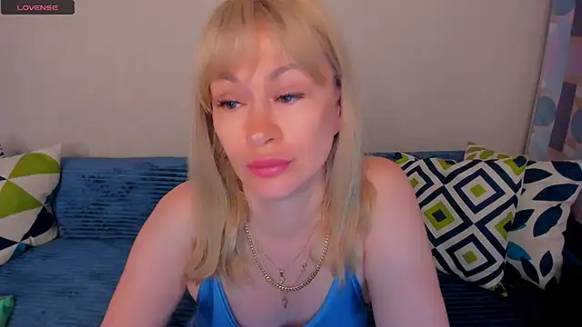 EllenMoore online show from July 2026 04:20:01 AM
