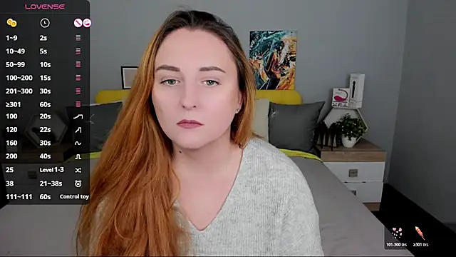 BabeLessi online show from November 2025 06:23:01 PM