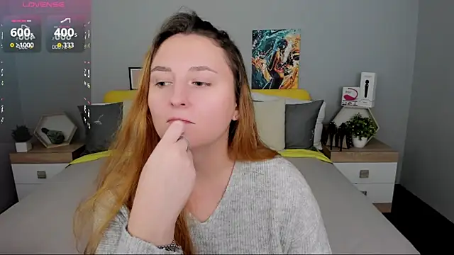 BabeLessi online show from December 2025 04:12:02 PM