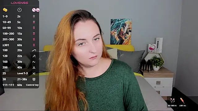 BabeLessi online show from November 2025 06:22:02 PM