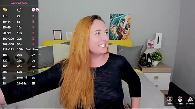 BabeLessi online show from October 2025 05:24:01 PM