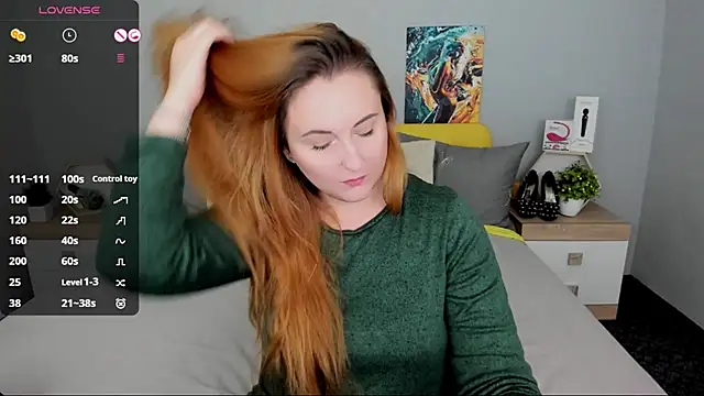 BabeLessi online show from October 2025 05:36:02 PM