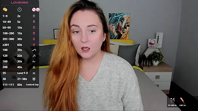 BabeLessi online show from November 2025 06:30:01 PM