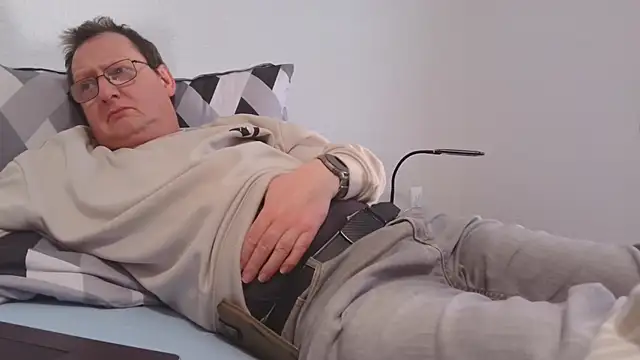 shymanhn online show from March 2026 12:35:02 PM