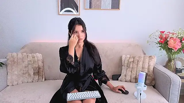 ErikaSoft online show from May 2026 02:01:01 PM