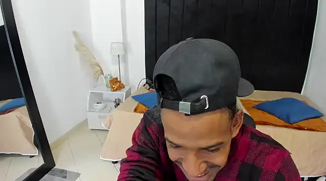 anhtony wayans online show from February 2025 11:46:02 PM