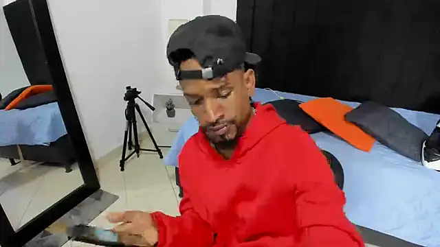anhtony wayans online show from October 2025 12:44:02 AM