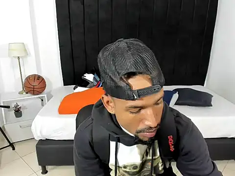 anhtony wayans online show from October 2025 12:16:02 AM
