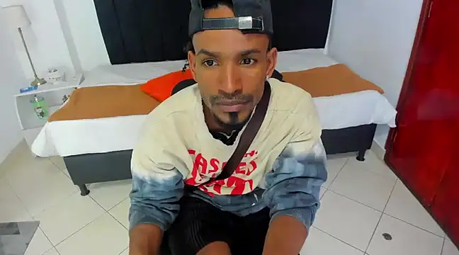 anhtony wayans online show from January 2025 12:29:01 AM