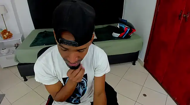 anhtony wayans online show from March 2025 12:32:01 AM