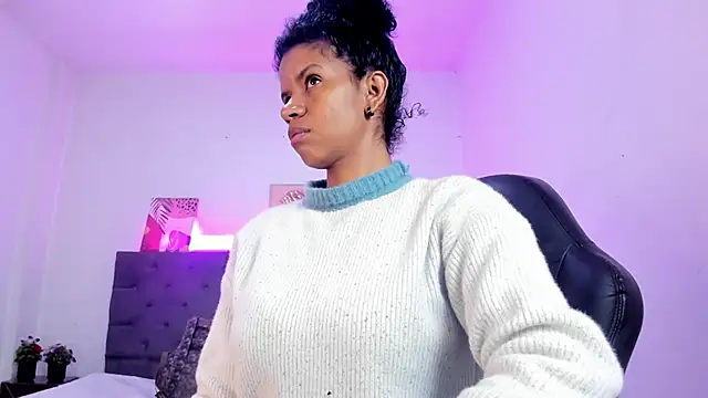 Ellie Alves online show from October 2025 12:28:02 PM