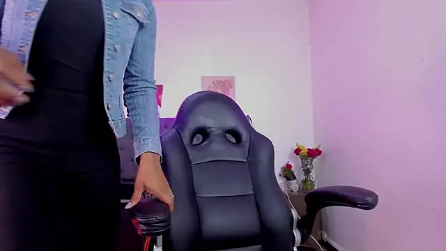 Ellie Alves online show from November 2025 01:15:01 PM