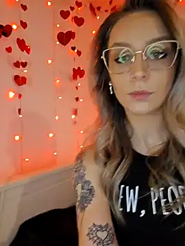 Snapshot of LilyOrion chatting on February 2025 06:15:02 PM LilyOrion online show from February 2025 06:15:02 PM