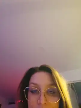LilyOrion online show from May 2026 10:52:03 PM