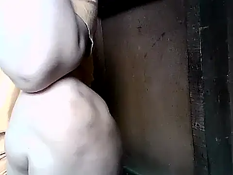 XbighotbootyX online show from January 2025 12:33:01 AM