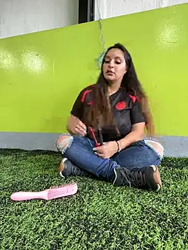 Snapshot of milly_cruz chatting on June 2026 02:37:02 PM milly cruz online show from June 2026 02:37:02 PM