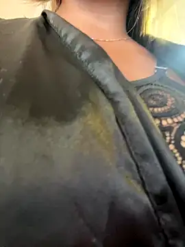 milly cruz online show from January 2026 07:17:01 PM