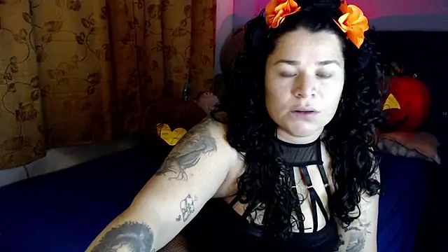 Snapshot of ANGELIQUE_KLANE chatting on October 2025 05:15:02 AM ANGELIQUE KLANE online show from October 2025 05:15:02 AM