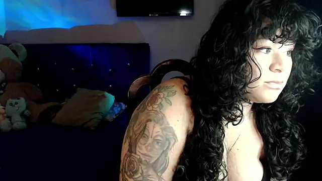 Snapshot of ANGELIQUE_KLANE chatting on October 2025 04:44:01 AM ANGELIQUE KLANE online show from October 2025 04:44:01 AM