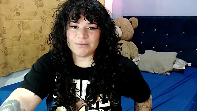 Snapshot of ANGELIQUE_KLANE chatting on November 2025 02:53:02 PM ANGELIQUE KLANE online show from November 2025 02:53:02 PM