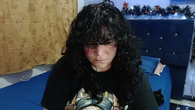 Snapshot of ANGELIQUE_KLANE chatting on December 2025 02:30:02 PM ANGELIQUE KLANE online show from December 2025 02:30:02 PM