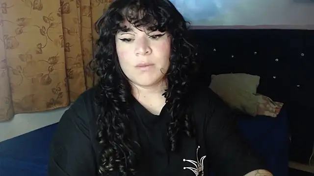 Snapshot of ANGELIQUE_KLANE chatting on December 2025 02:27:02 PM ANGELIQUE KLANE online show from December 2025 02:27:02 PM