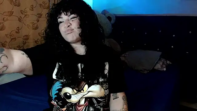 Snapshot of ANGELIQUE_KLANE chatting on November 2025 02:25:01 AM ANGELIQUE KLANE online show from November 2025 02:25:01 AM