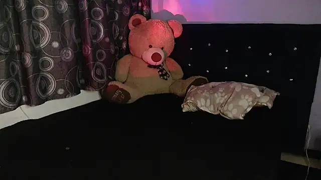 ANGELIQUE KLANE online show from March 2026 02:11:02 AM