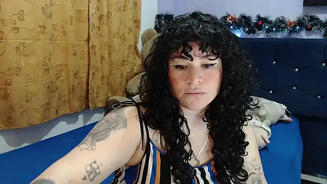 Snapshot of ANGELIQUE_KLANE chatting on January 2026 01:22:01 AM ANGELIQUE KLANE online show from January 2026 01:22:01 AM