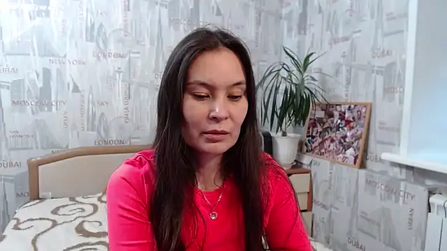 GinaQSoul online show from November 2025 08:59:01 AM