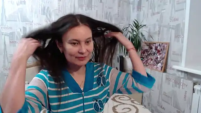 GinaQSoul online show from November 2025 12:54:01 PM