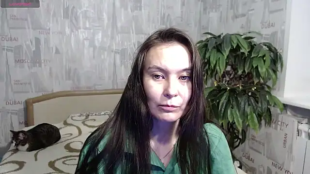 Snapshot of GinaQSoul chatting on June 2026 10:00:02 PM GinaQSoul online show from June 2026 10:00:02 PM