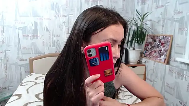 GinaQSoul online show from October 2025 11:18:01 AM