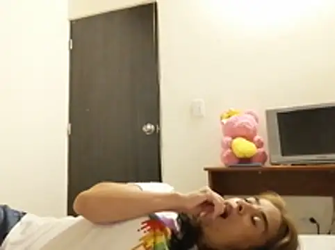 Snapshot of mari657 chatting on February 2025 07:33:01 PM mari657 online show from February 2025 07:33:01 PM