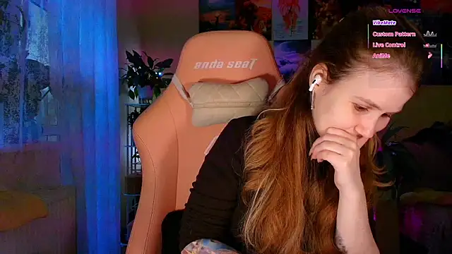 GoodWitch  online show from February 2026 07:52:01 AM