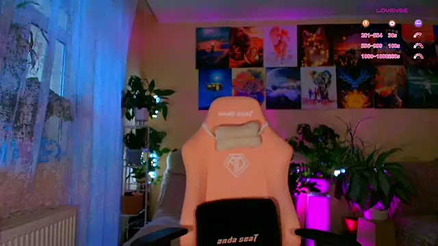 GoodWitch  online show from February 2026 07:48:02 AM