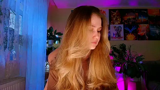 GoodWitch  online show from January 2026 07:37:01 AM