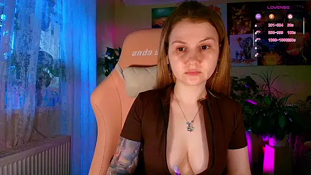 GoodWitch  online show from February 2026 09:43:01 AM