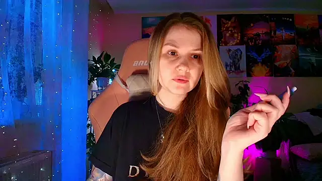 GoodWitch  online show from December 2025 07:34:02 AM