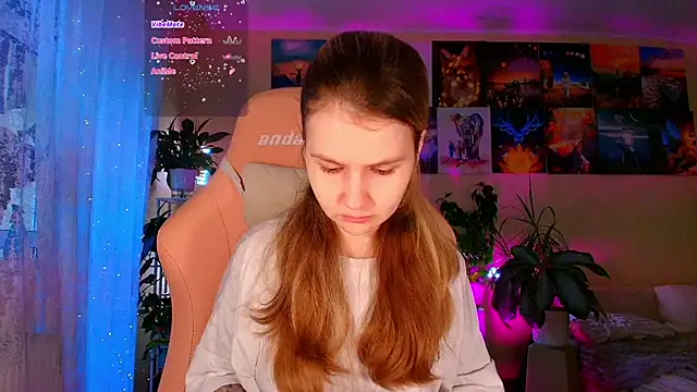 GoodWitch  online show from November 2025 08:04:01 AM