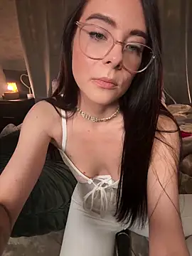 Carmen Monroe online show from November 2025 09:15:01 PM