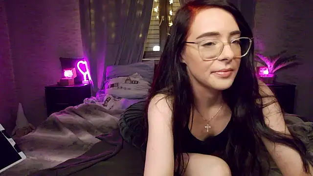 Carmen Monroe online show from November 2025 08:20:02 PM