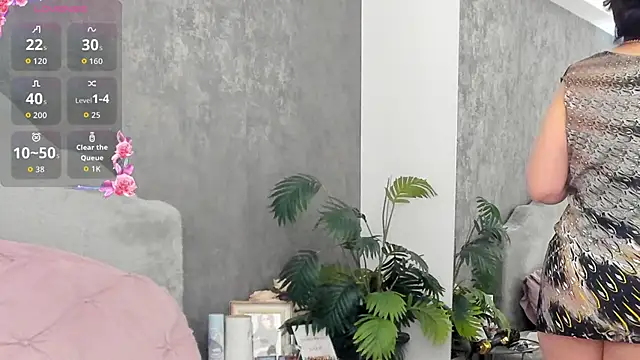 LisaCroft online show from April 2026 04:38:02 AM