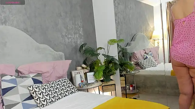 LisaCroft online show from March 2026 06:57:02 AM