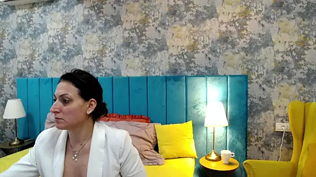 LisaCroft online show from October 2025 10:17:02 AM