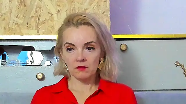 KateConner online show from November 2025 06:33:01 PM