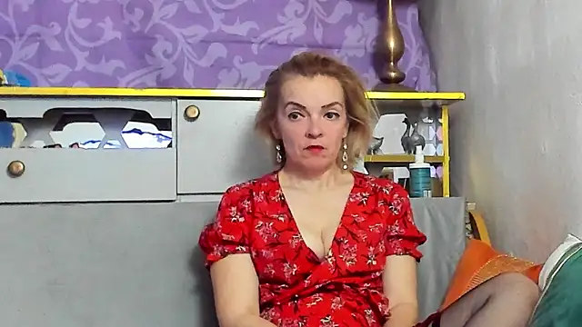 KateConner online show from April 2026 08:15:02 PM