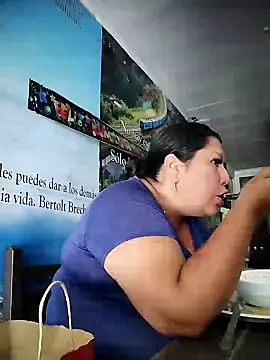 Brenda Berck  online show from April 2026 02:44:02 PM