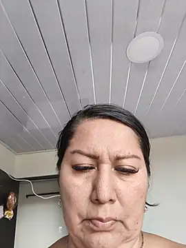 Brenda Berck  online show from May 2026 07:51:02 PM